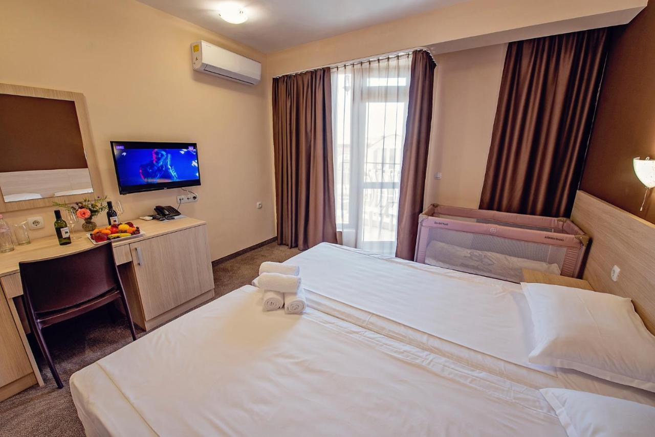 Hotel Santa Maria Obzor Exterior photo